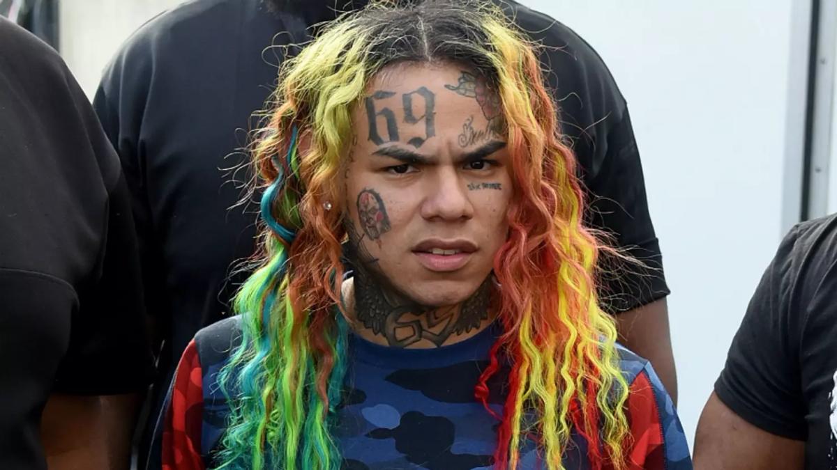 6ix9ine's Major Comeback, Platinum Records, and the Wig Drama That Has Social Media Going WILD (VIDEO)
