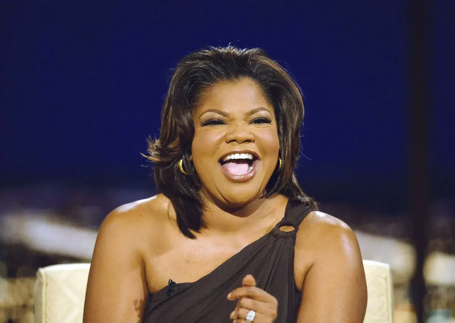 Mo Nique Celebrates Dropping Under 200 Pounds With Husband Support