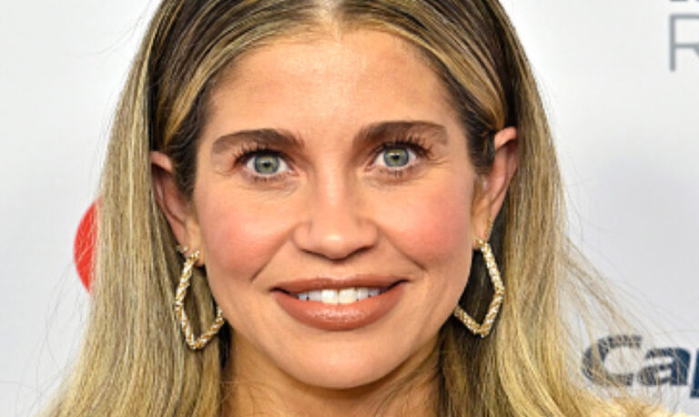 Prayers! ‘Boy Meets World’ Star Danielle Fishel Reveals She Has  …