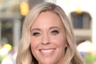 Kate Gosselin smiling at public event, related to Kate Gosselin college funds story